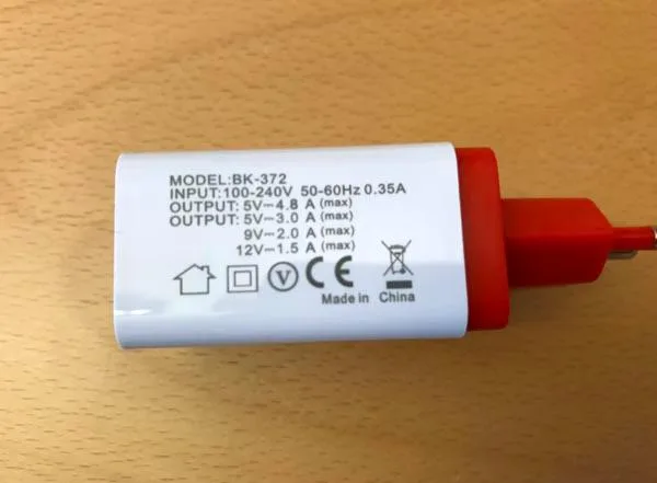 Caricabatterie USB «Quick charge 3.0» — foto 2 dell'alert A12/1560/19