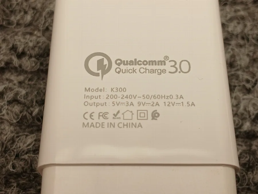 Caricabatterie USB «Quick Charger» — foto 3 dell'alert SR/02064/26