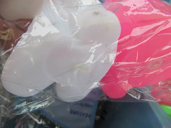 Giocattolo di plastica «Quietsche-Bären» — foto 4 dell'alert A11/00077/22