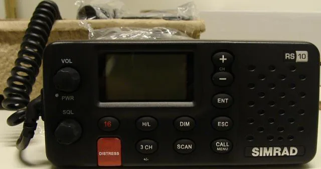 Radio marina VHF RS10 — foto 2 dell'alert 0847/11