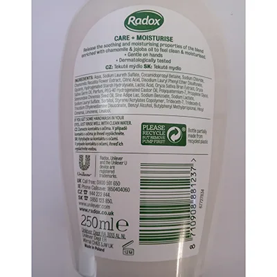 Sapone liquido per le mani «Radox Care + MOISTURISE LIQUID HANDWASH Enriched with camomile & jojoba oil Anti-Bac…» — foto 2 dell'alert A12/01080/24