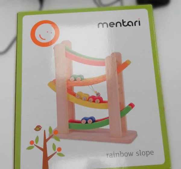 Giocattolo di legno «Rainbow Slope» (Mentari)