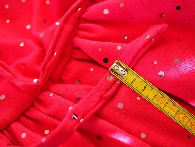 Abito da ragazza «Rare Edition» — foto 2 dell'alert A12/1431/14