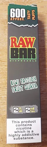 Sigaretta elettronica usa e getta «Raw Bar 600 puffs» (Raw Bar 600 Approx. Tasty Puffs 20 mg/ml (2%))