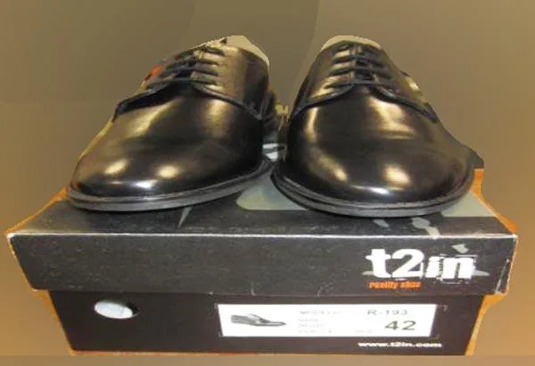 Scarpe da uomo «reality shoe» — foto 3 dell'alert A12/0568/16