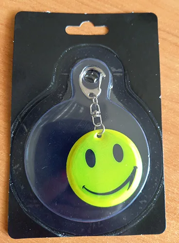 Ciondolo riflettente «Reflective hanger» — foto 1 dell'alert A12/00803/22