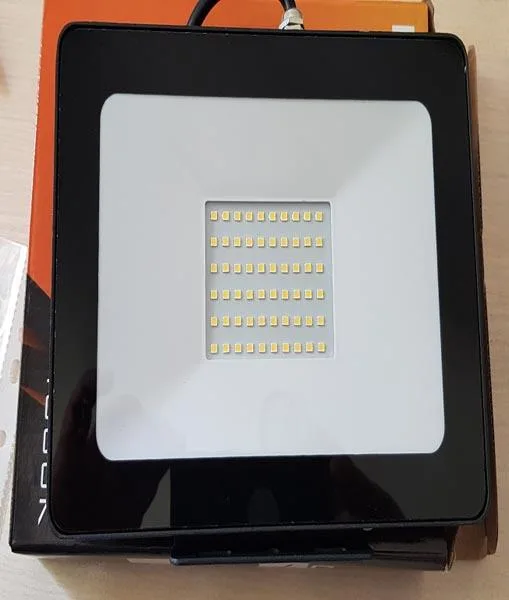 Proiettore a LED «Reflektor LED» — foto 1 dell'alert A12/1572/19