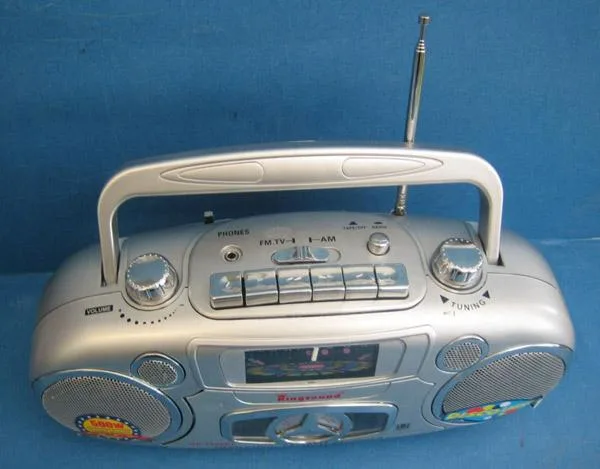 Registratore portatile per cassette radio MEGA SOUND — foto 3 dell'alert 1359/08