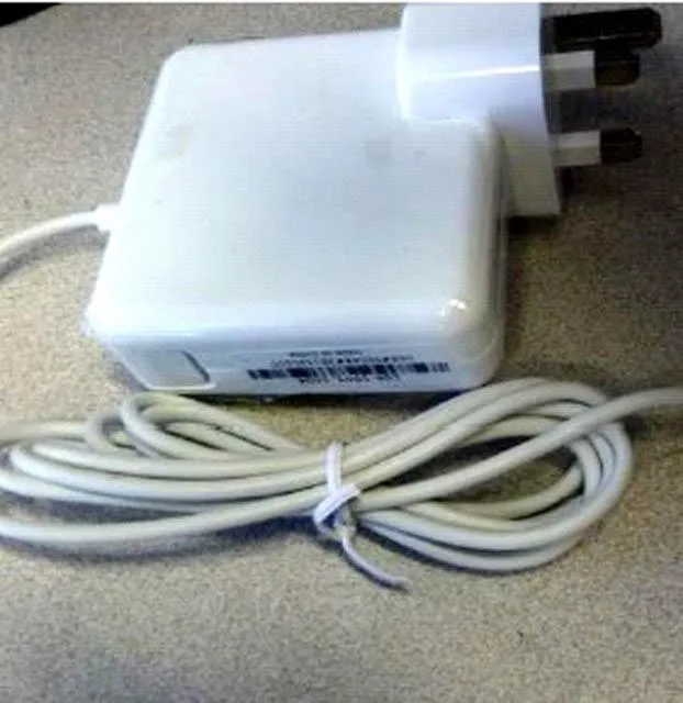 Alimentazione elettrica «Replacement AC Adapter» — foto 2 dell'alert A12/1191/14