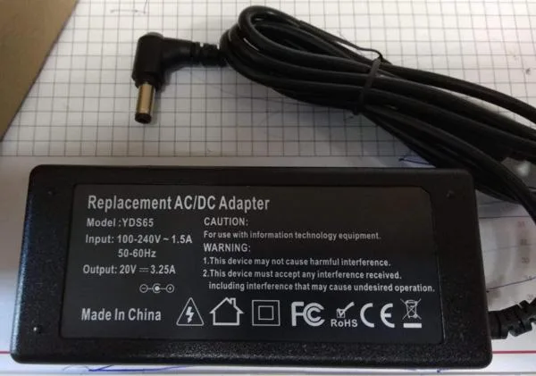 Adattatore di alimentazione «Replacement AC/DC Adapter» (Unknown)
