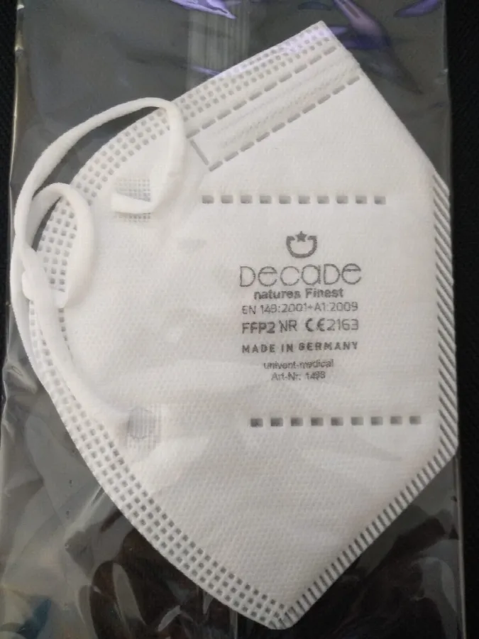 Maschera filtro antiparticolato «Respirator FFP2 respiratory protective mask FFP2» (DECADE)