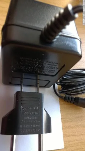Console di gioco «RETRON» — foto 5 dell'alert A12/0135/17