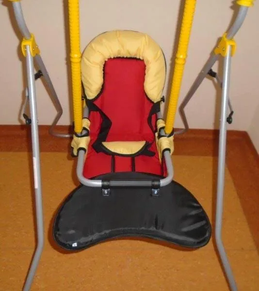 Altalena per bambini «Retrus hinta Tray» — foto 2 dell'alert A12/1945/19
