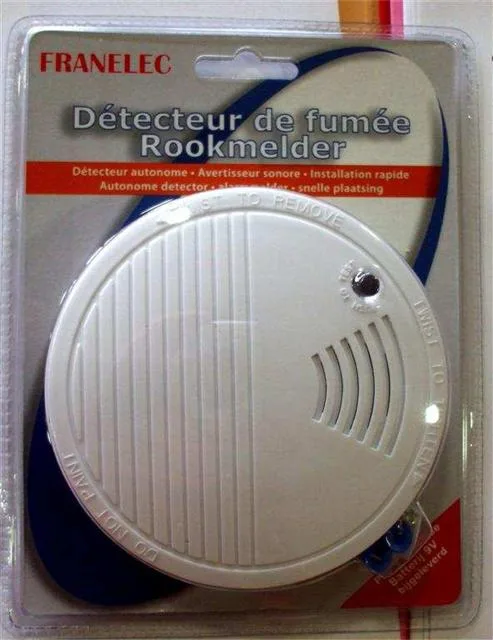 Rilevatore di fumo "Détecteur de Fumée" & #13; — foto 1 dell'alert 0491/12