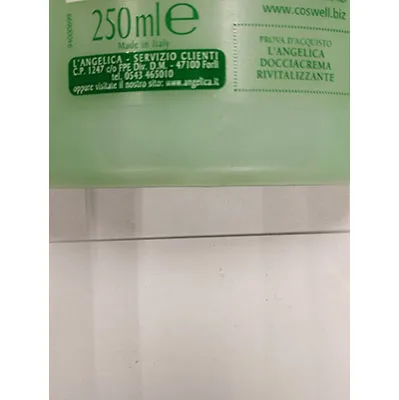 Crema doccia «Rivitalizzante con estratti naturali» (L'angelica)