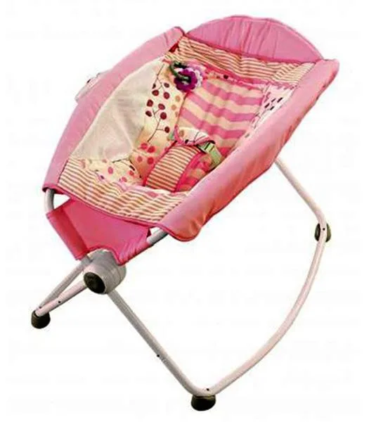 Bebè travestito «Rock'n'Play sleeper» (Fisher Price)