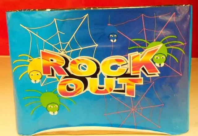 Fuochi d'artificio Batteria di 49 tubi di tiro «ROCK OUT» — foto 3 dell'alert A12/0441/14