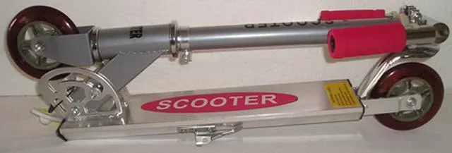 Lo Scooter «Rollerboard scooter» (Huan Qiu)