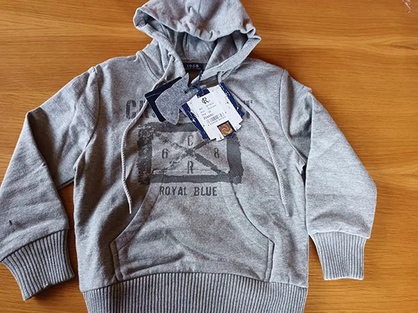 Maglione per bambini «Ronnie Kay» — foto 2 dell'alert A12/01789/23