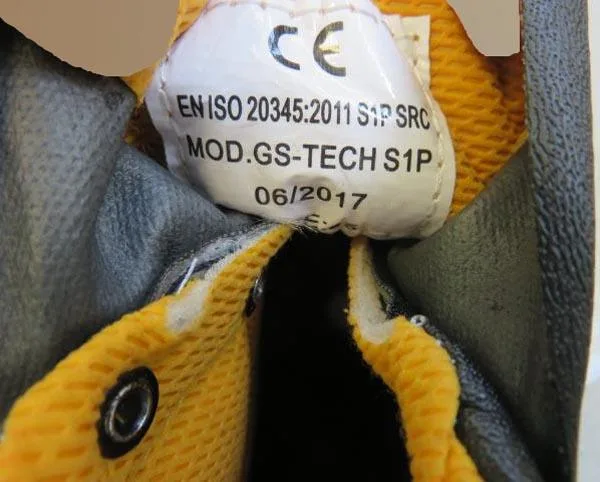 Calzature di sicurezza «Safety Shoes» — foto 2 dell'alert A12/0241/18