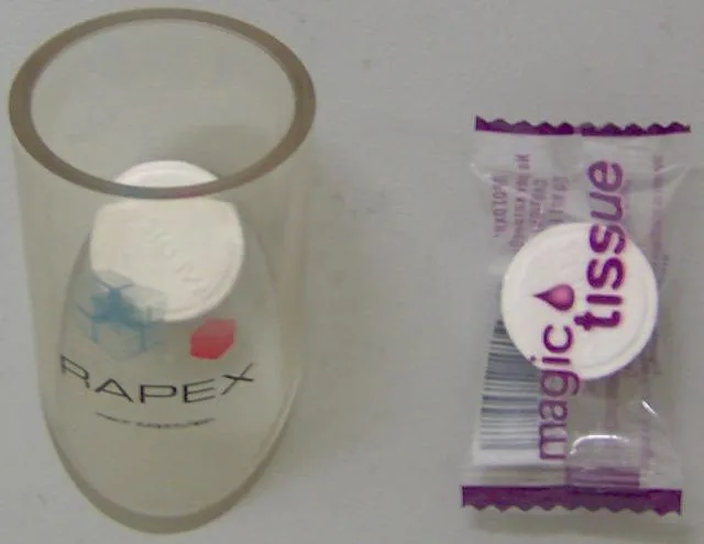 Salviette umidificate "Svuote bagnate compresse" (MAGIC TISSUE)