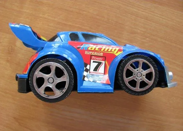 Auto giocattolo «Samochod» (Happy Star)