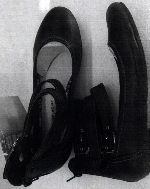 Sandali da donna & #13; & #13; — foto 1 dell'alert 0730/11