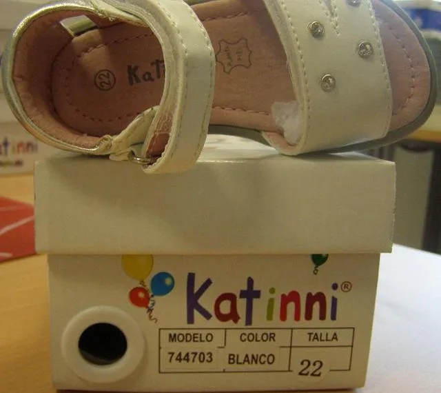 Sandali per bambini &amp; #13; &amp; #13; (Katinni)