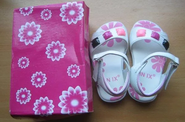 Sandali per ragazze (LIN IX)