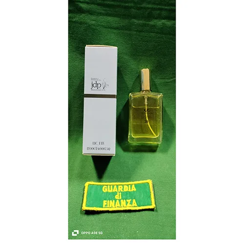 Eau de toilette «Sara 30» — foto 2 dell'alert SR/00035/25