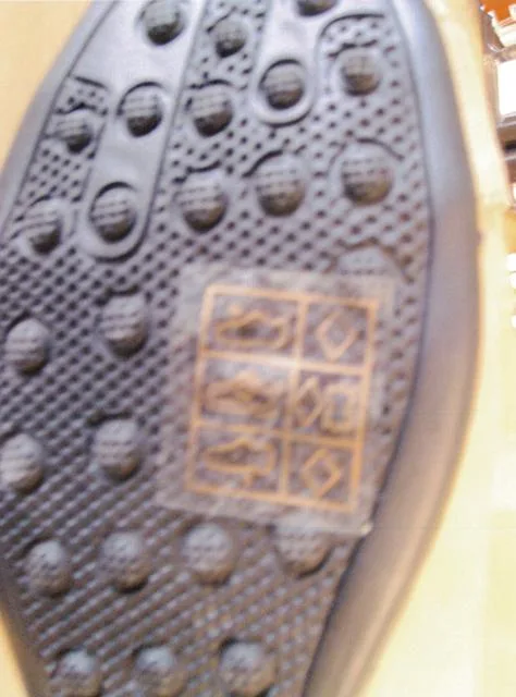 Scarpe da donna & #13; & #13; — foto 3 dell'alert 0801/11