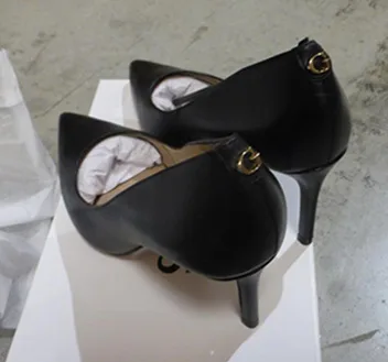 Scarpe da ginnastica «Scarpe da donna» — foto 3 dell'alert A12/01184/23