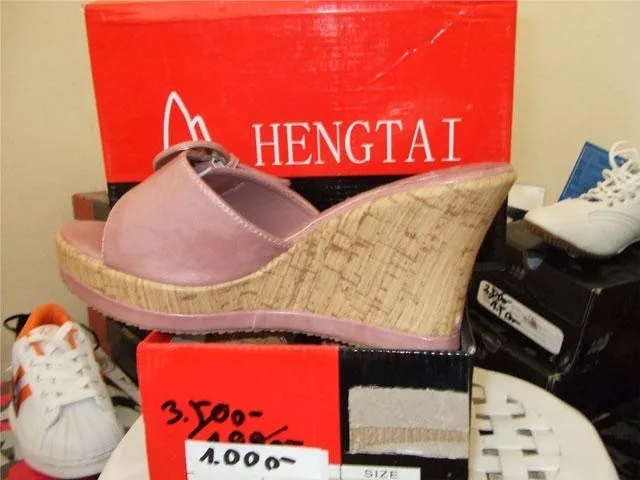 Scarpe da donna — foto 1 dell'alert 0063/10