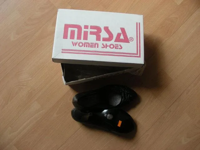 Scarpe da donna — foto 1 dell'alert 0778/09