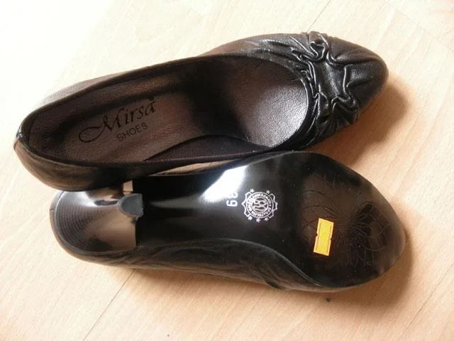 Scarpe da donna — foto 2 dell'alert 0778/09