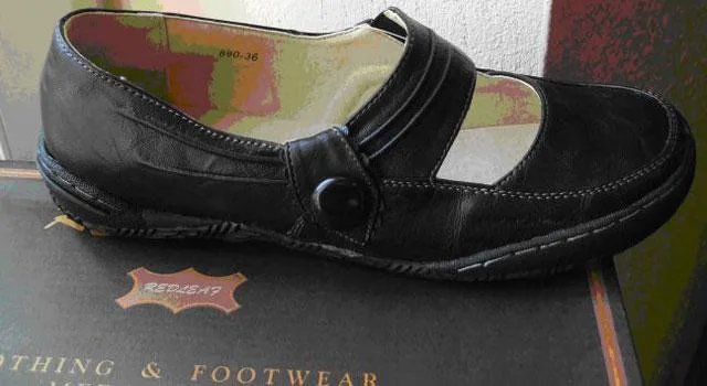 Scarpe da donna — foto 1 dell'alert 1665/09