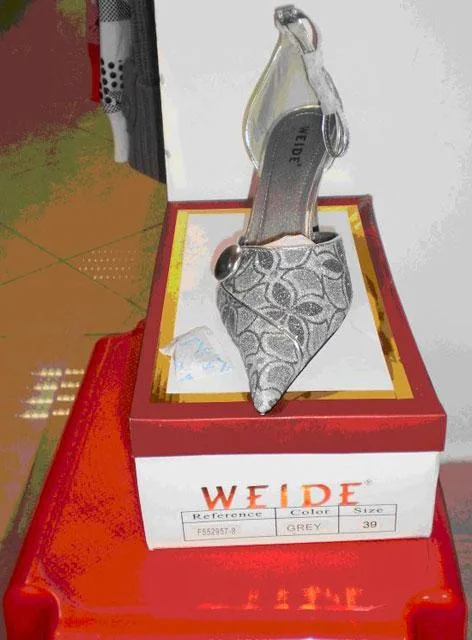 Scarpe da donna — foto 2 dell'alert 1323/09