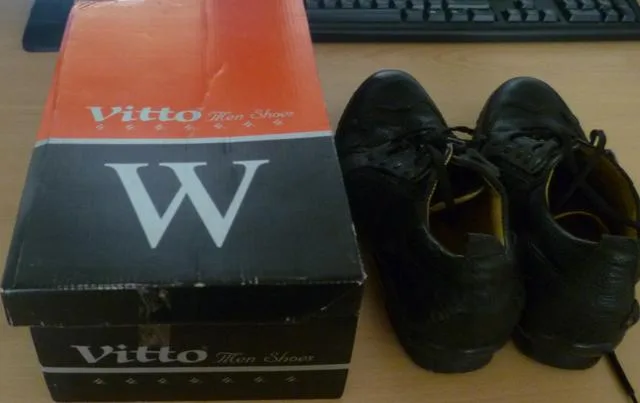 Scarpe da uomo & #13; & #13; — foto 2 dell'alert A12/1140/12