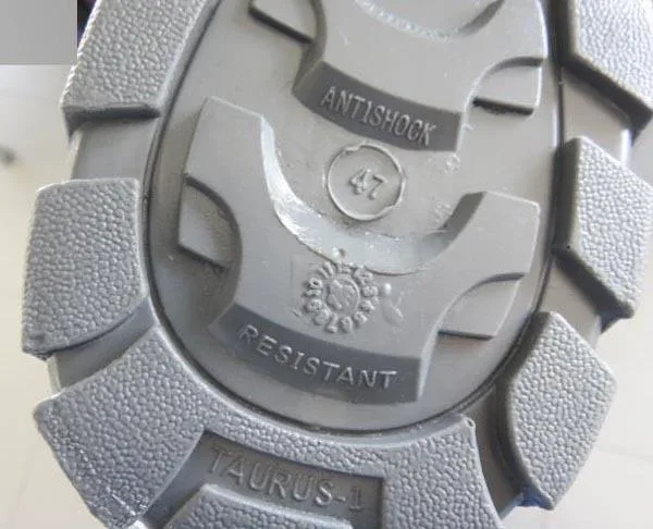 Scarpe di sicurezza — foto 2 dell'alert A12/0385/17