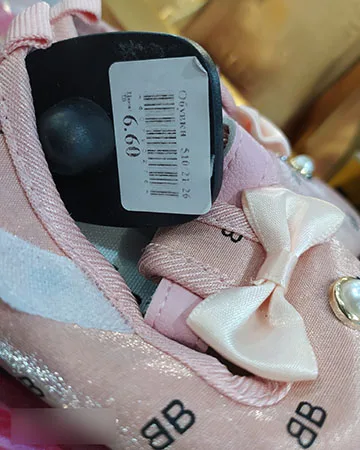 Scarpe per bambini — foto 4 dell'alert A12/00562/21
