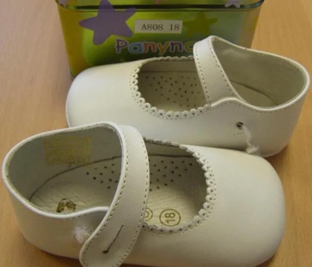 Scarpe per bambini &amp; #13; &amp; #13; (Panyno)