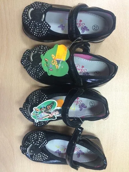 Scarpe per bambini — foto 2 dell'alert A12/1532/15