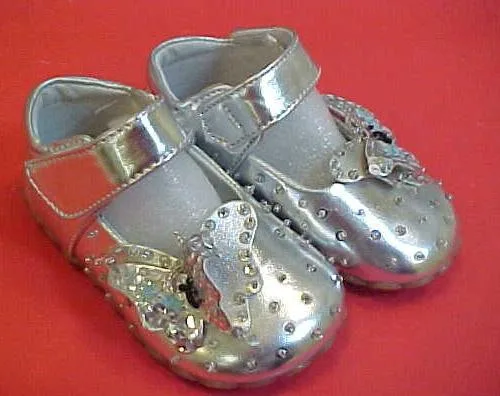 Scarpe per bambini — foto 2 dell'alert 1034/08