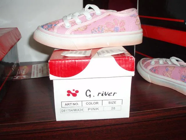 Scarpe per bambini (G River)