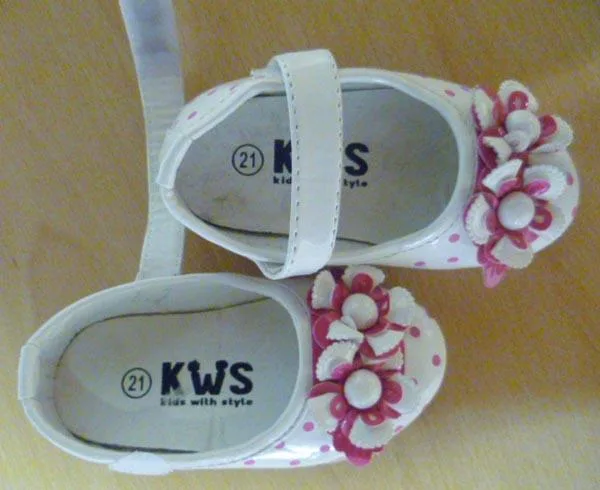 Scarpe per bambini (KWS - Kids with Style)