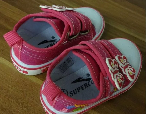 Scarpe per bambini — foto 2 dell'alert A12/1879/19