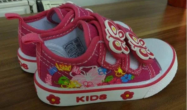 Scarpe per bambini — foto 3 dell'alert A12/1879/19
