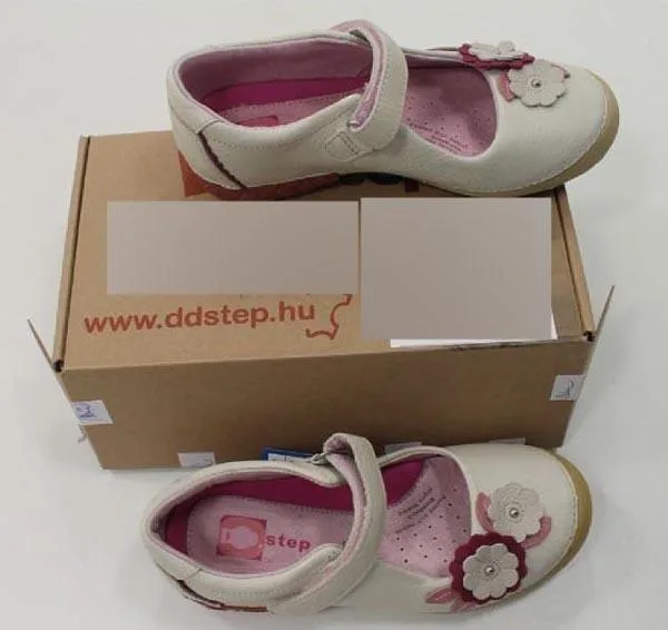 Scarpe per ragazze (ddstep)