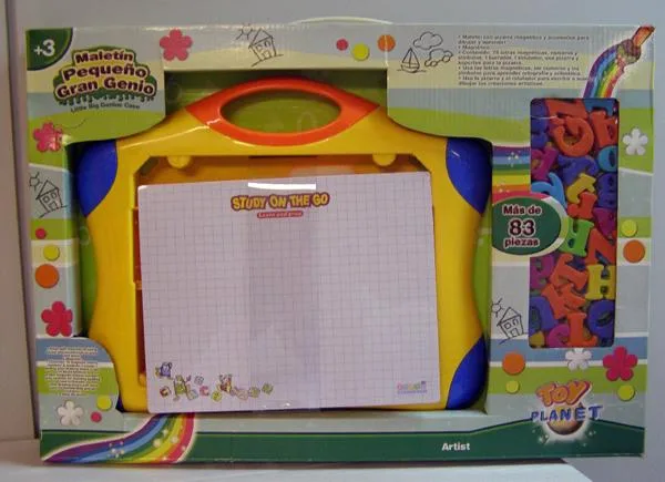 Scheda magnetica e lettere – Piccolo grande genio caso/Studio in movimento (Toy planet)