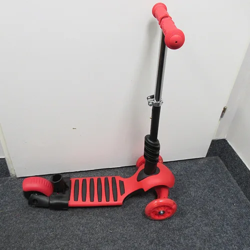 Scooter giocattolo «Scooter 5 in 1» — foto 2 dell'alert OR/00087/25